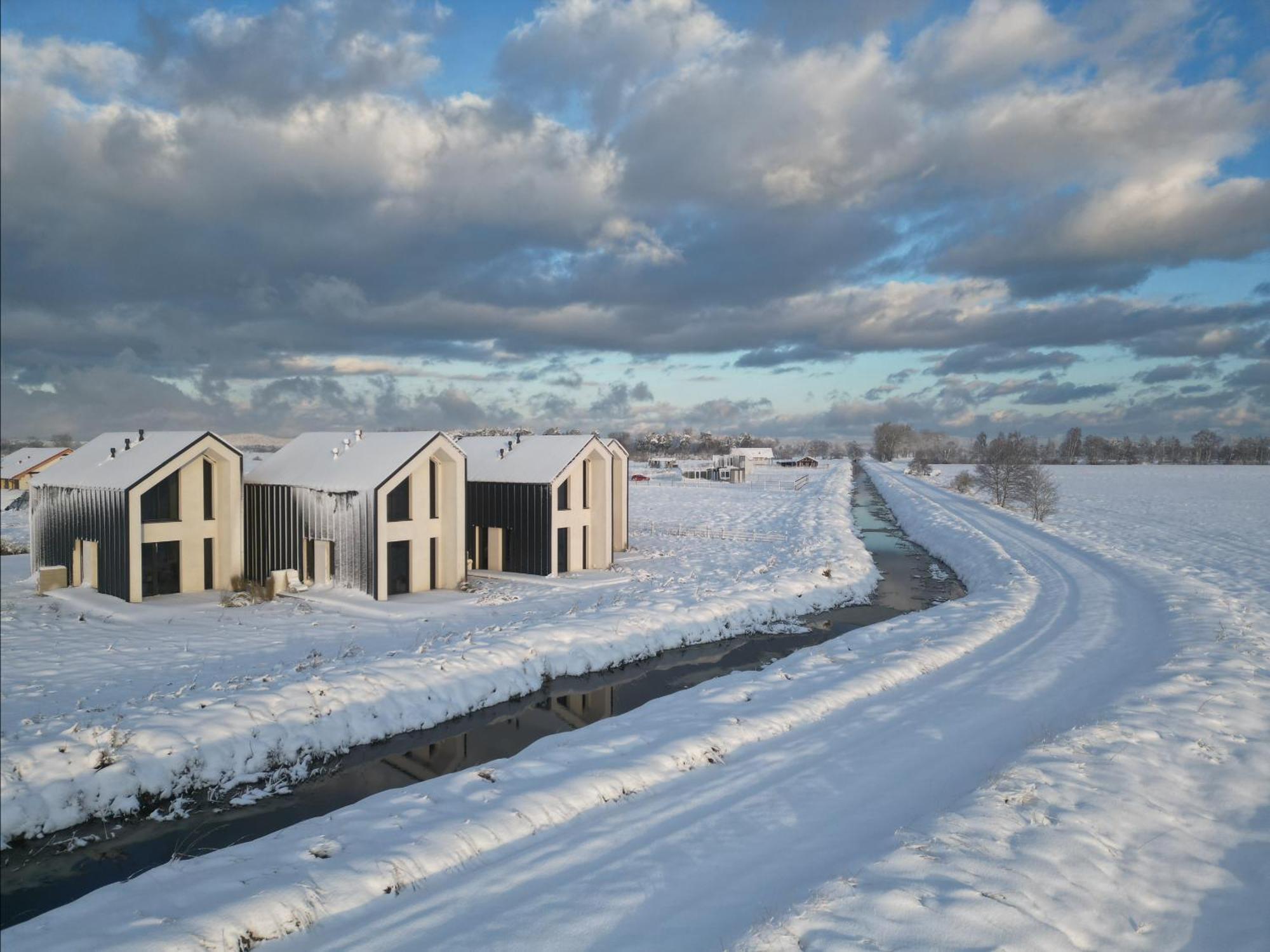 Slowinska Laka Lokciowe Exteriör bild